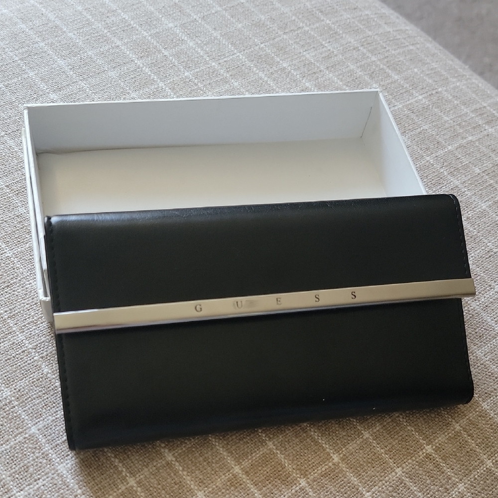 NEW IN BOX | Guess Black Clutch with Silver Detail